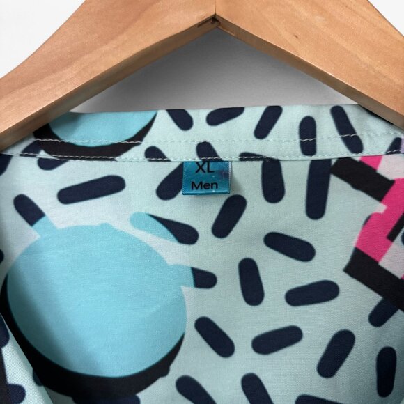 Retro 80s 90s Geometric Pattern Short Sleeve Button Down Shirt - Picture 4 of 10